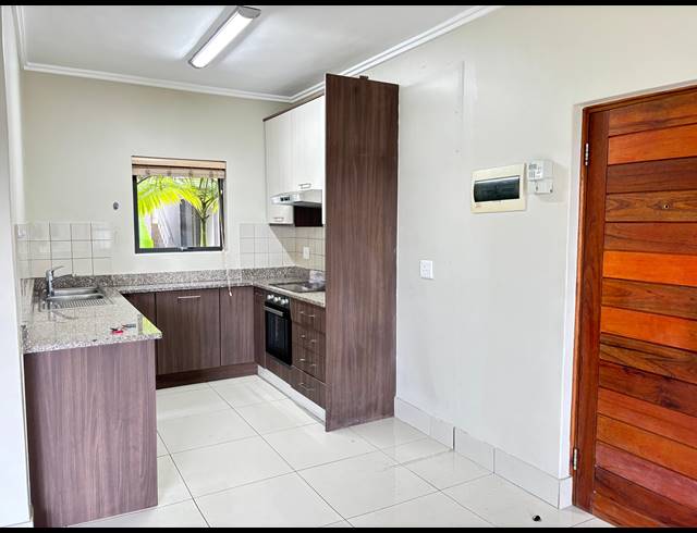 3 BEDROOM APARTMENT FOR SALE IN UMHLANGA RIDGE